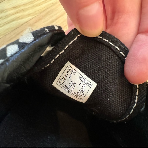 Vans Era in Wavy Checkerboard - Picture 6 of 6